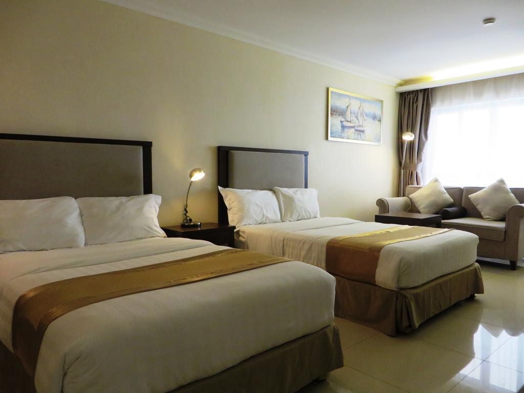 Plaza Hotel Dili Exterior photo
